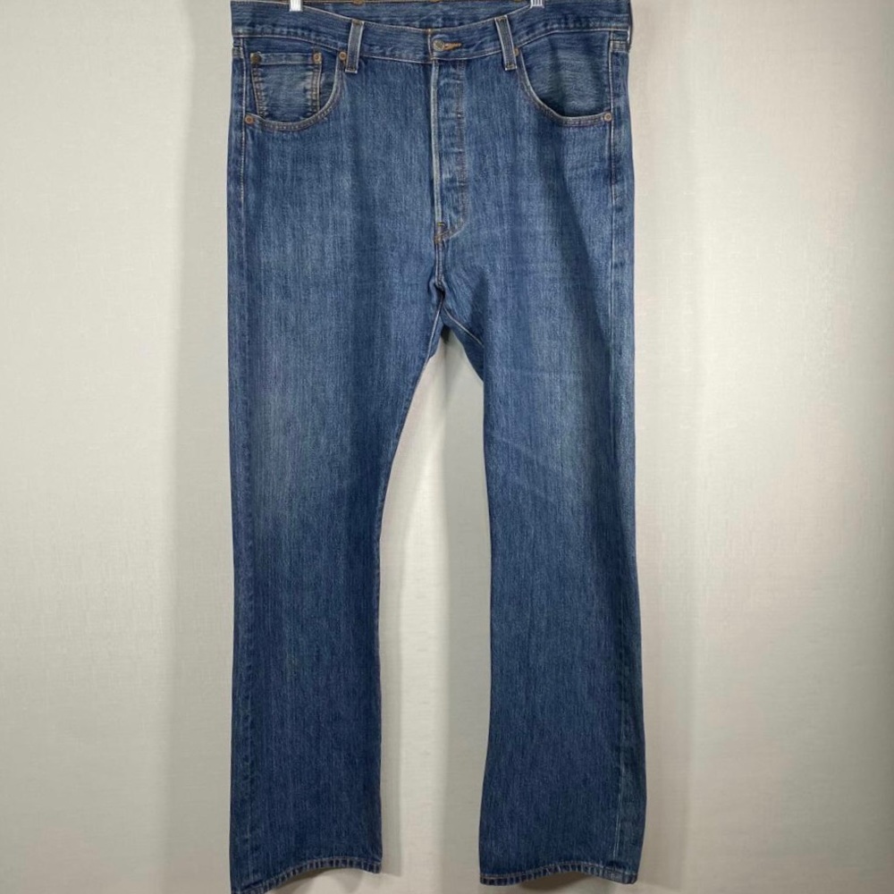Levi's 501 XX Medium Wash Jeans Button Fly Jeans
